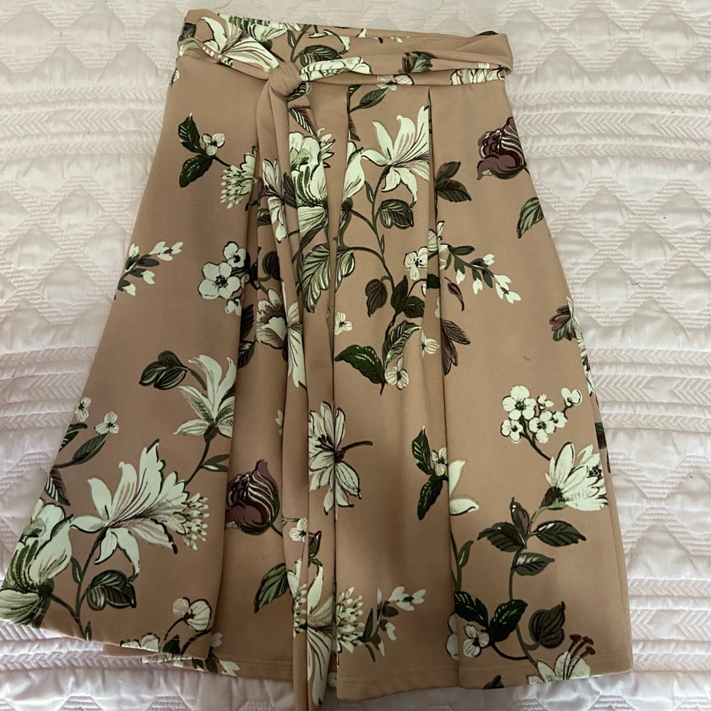 Floral midi skirt